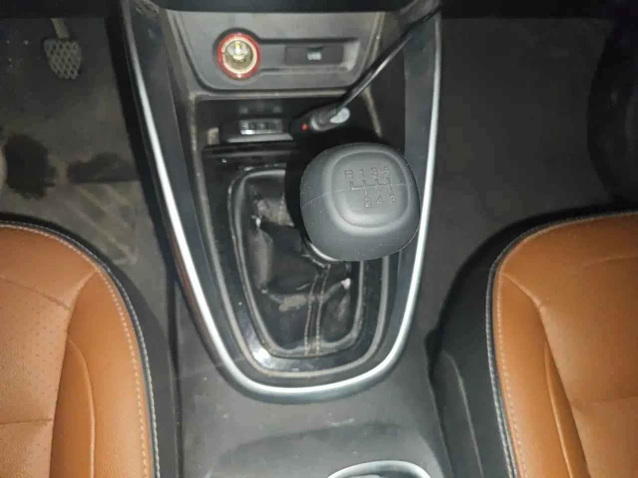 Baojun 510 2017 1.5L Manual Luxury Model — миниатюра 13