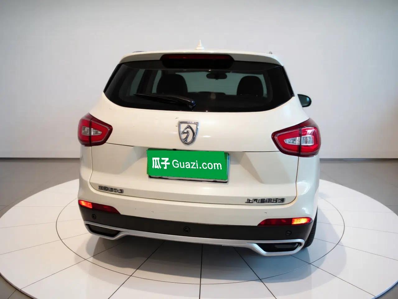 Baojun 510 2017 1.5L Manual Luxury Model — миниатюра 5