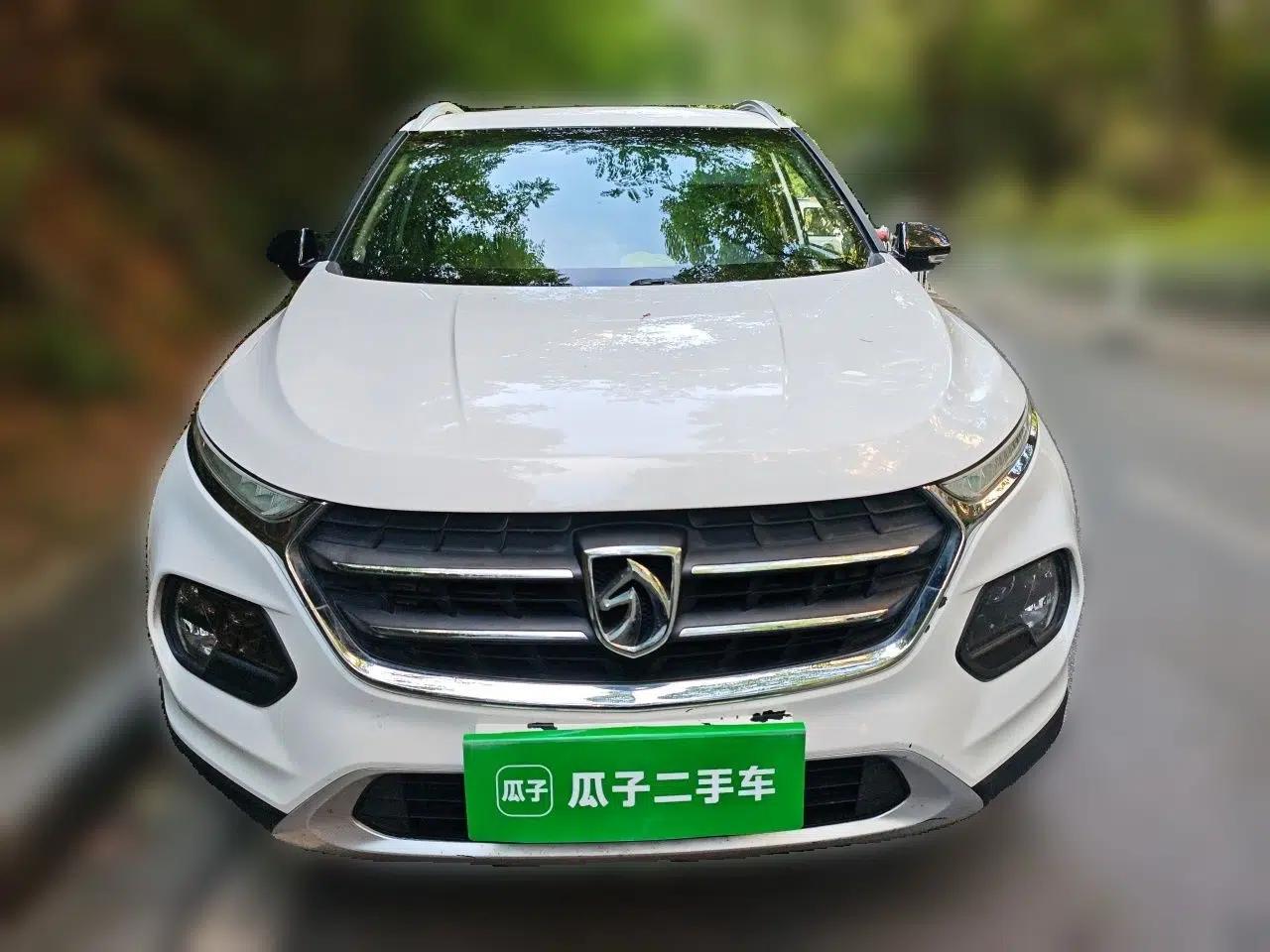 Baojun 510 2017 1.5L Manual Luxury Model — миниатюра 2