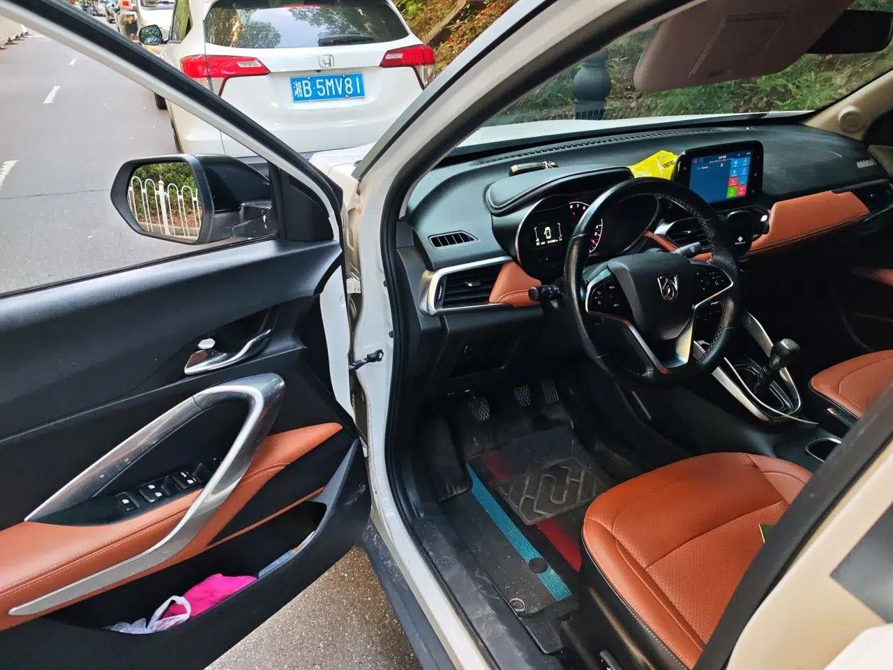 Baojun 510 2017 1.5L Manual Luxury Model — миниатюра 16