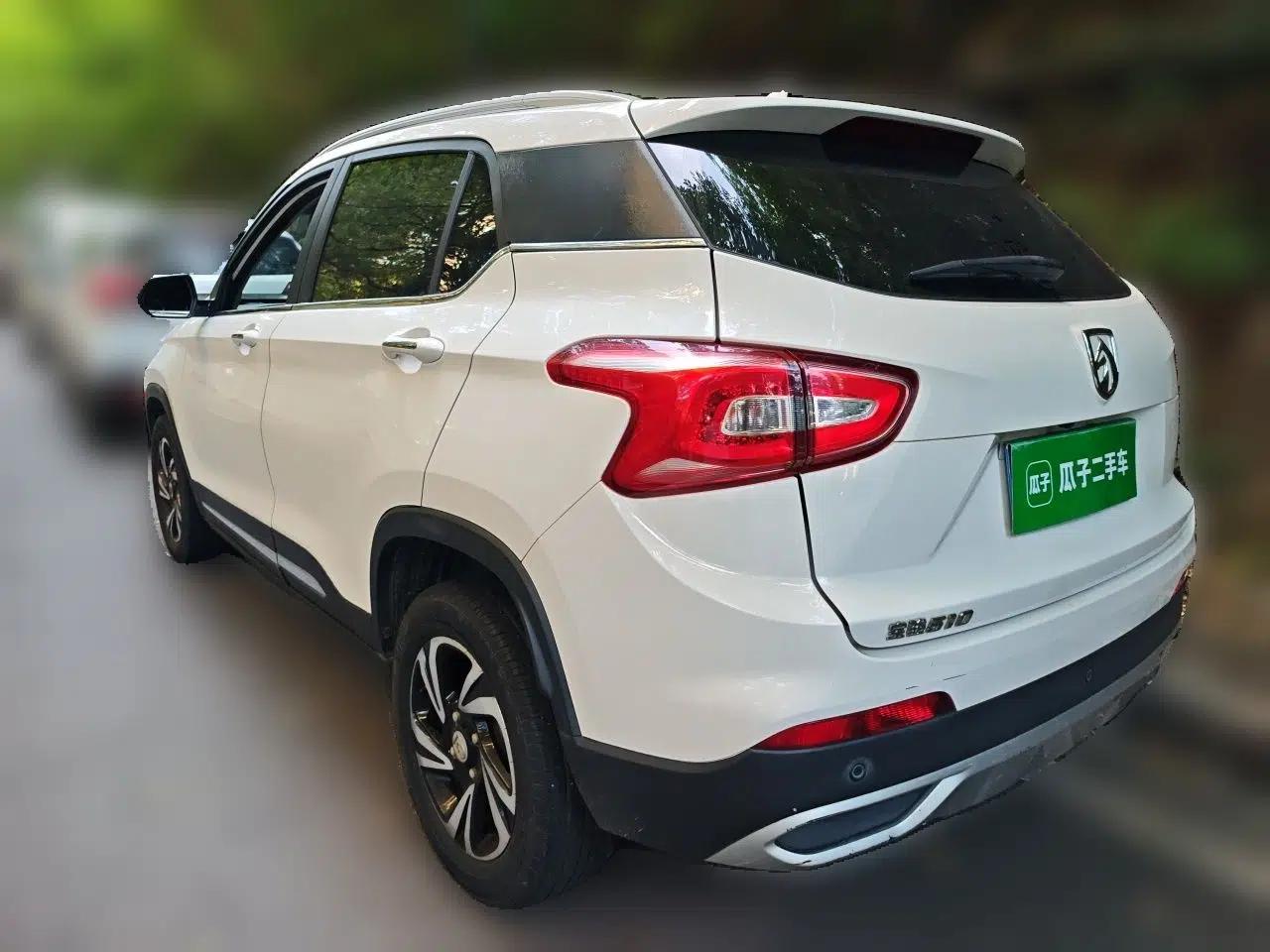 Baojun 510 2017 1.5L Manual Luxury Model — миниатюра 4