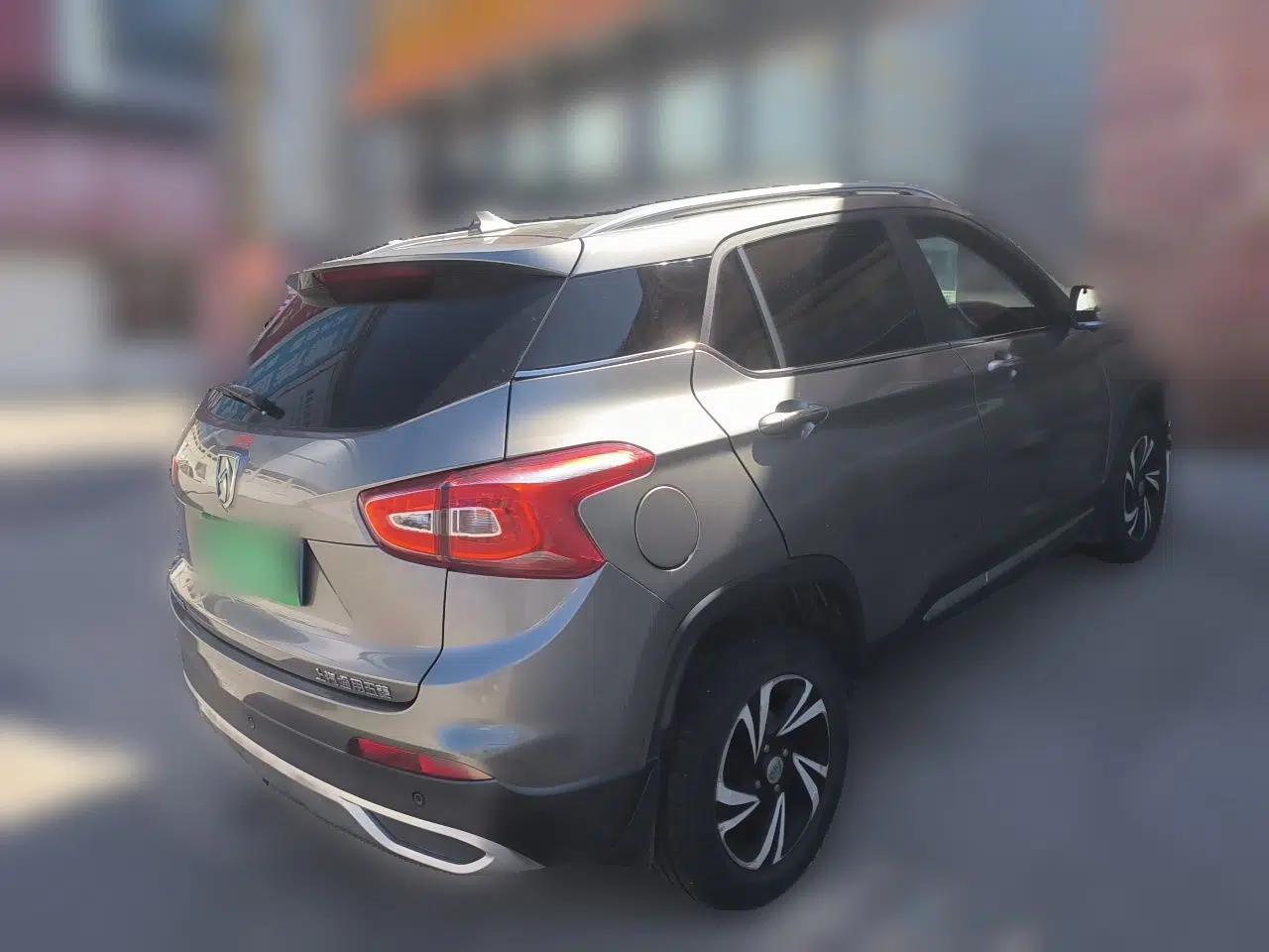 Baojun 510 2017 1.5L Manual Luxury Model — миниатюра 6