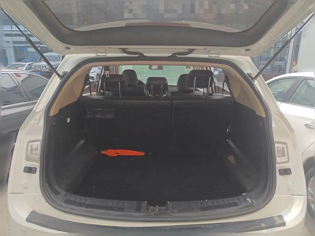 Baojun 560 2016 1.5T Manual Luxury Model — миниатюра 19
