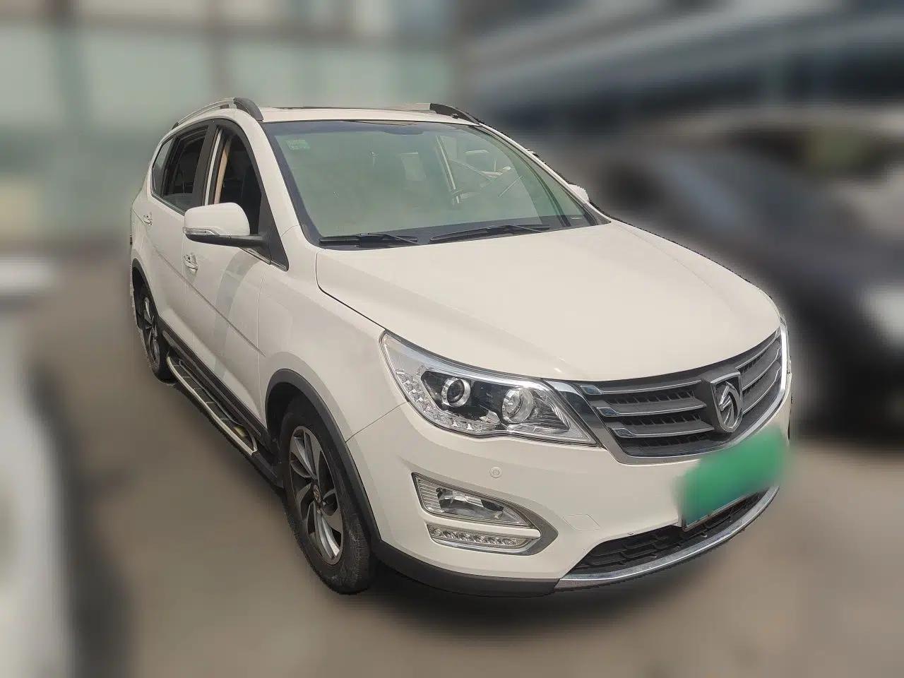 Baojun 560 2016 1.5T Manual Luxury Model — миниатюра 3