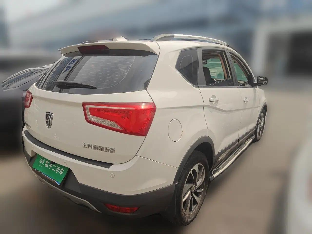 Baojun 560 2016 1.5T Manual Luxury Model — миниатюра 6