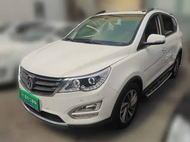 Baojun 560 2016 1.5T Manual Luxury Model