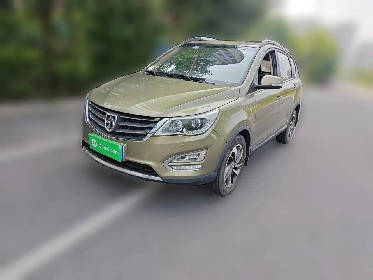 Baojun 560 2015 1.8L manual luxury version — миниатюра 1