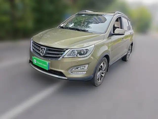 Baojun 560 2015 1.8L manual luxury version