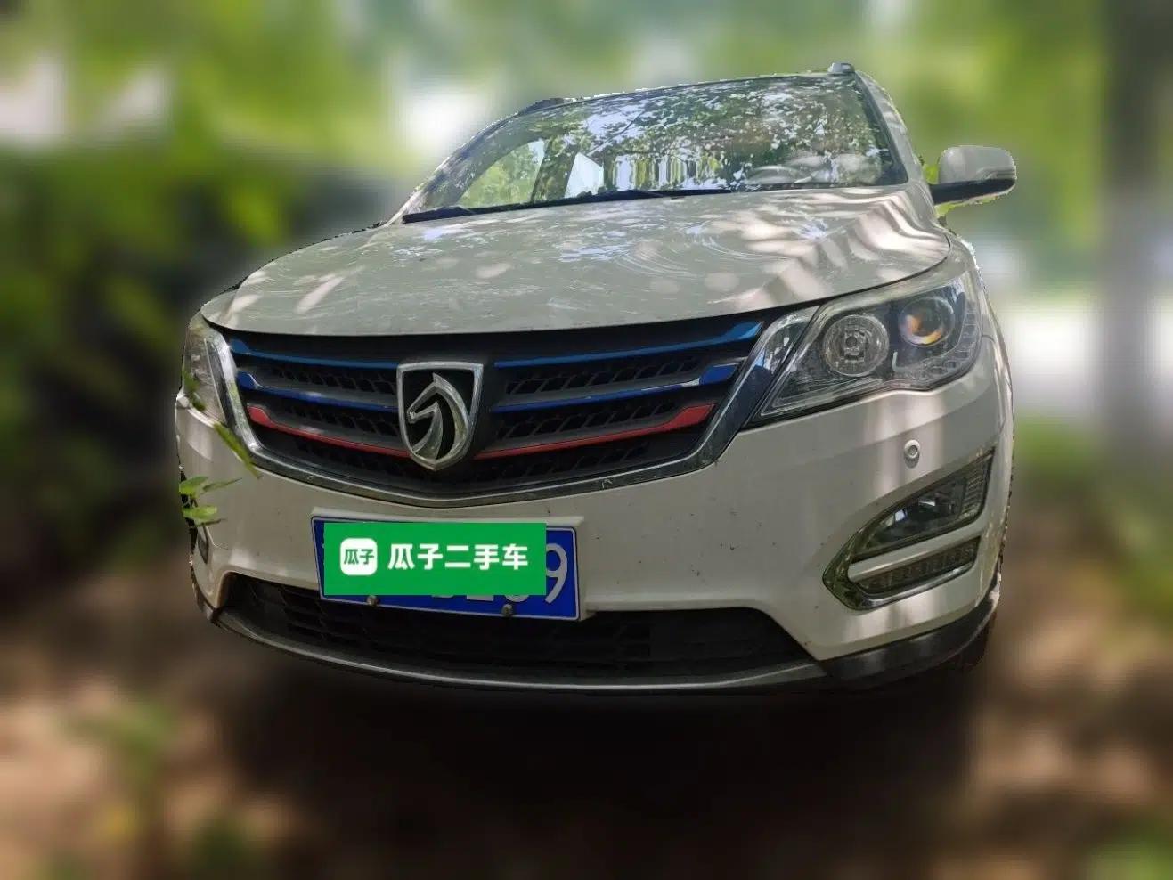 Baojun 560 2016 1.8L Manual Luxury Edition — миниатюра 2