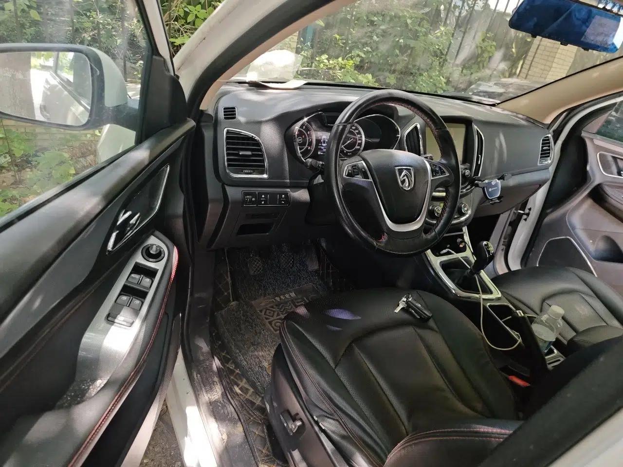 Baojun 560 2016 1.8L Manual Luxury Edition — миниатюра 16