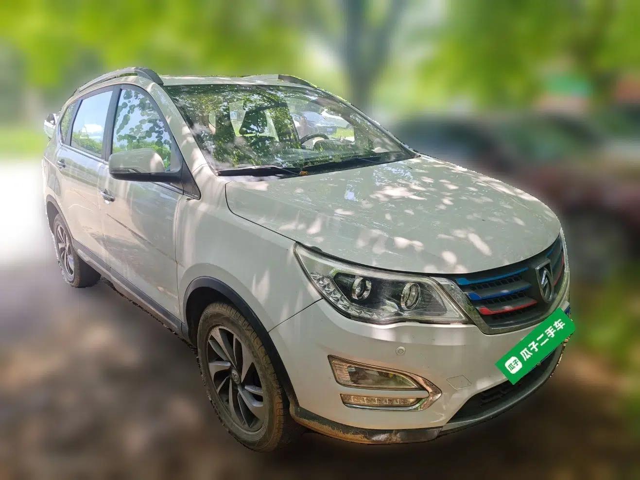 Baojun 560 2016 1.8L Manual Luxury Edition — миниатюра 3
