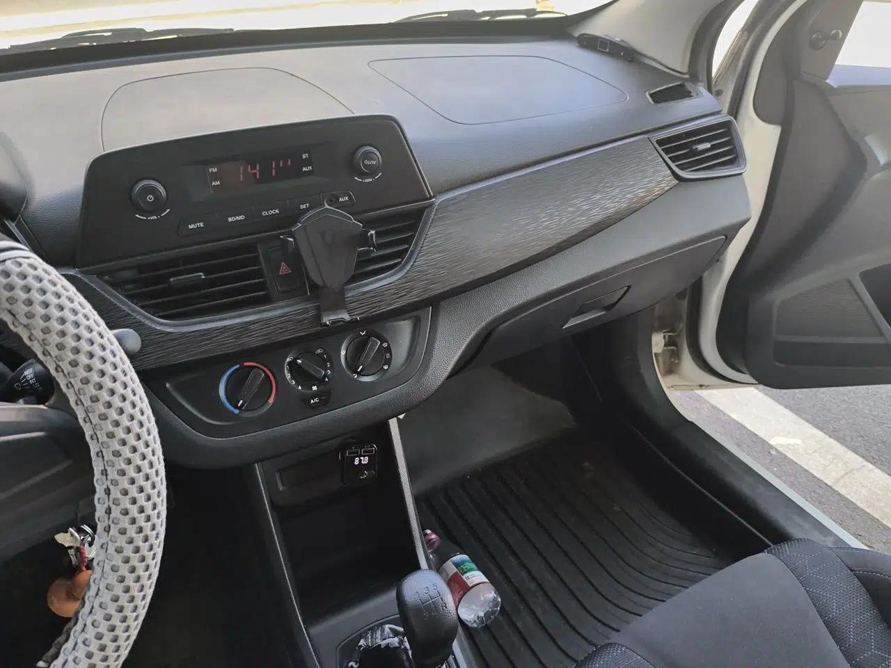 Baojun 310 2016 1.2L Manual Value Edition — миниатюра 13