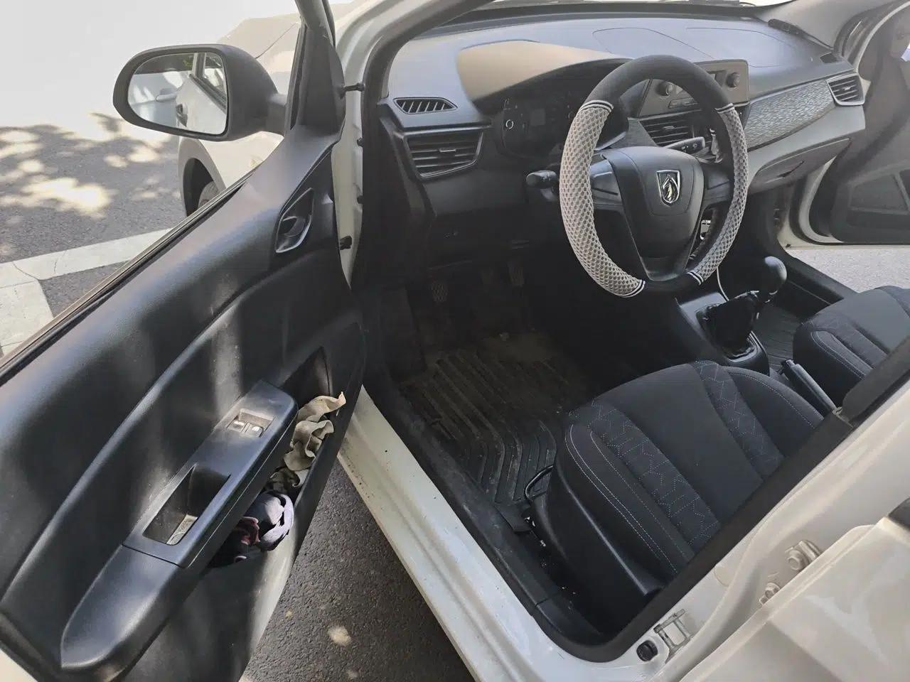 Baojun 310 2016 1.2L Manual Value Edition — миниатюра 16