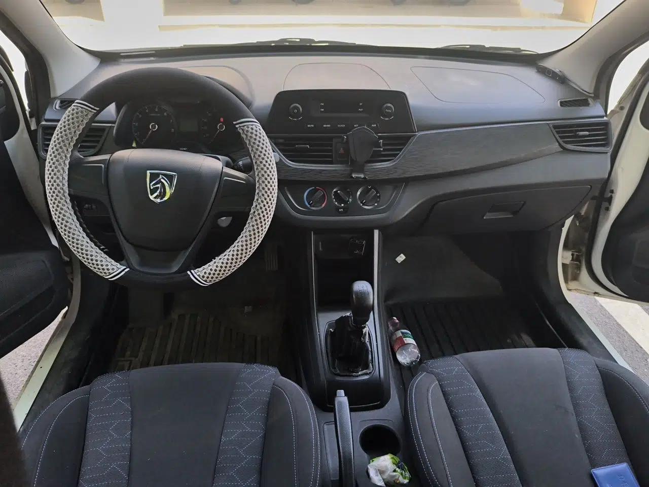 Baojun 310 2016 1.2L Manual Value Edition — миниатюра 9