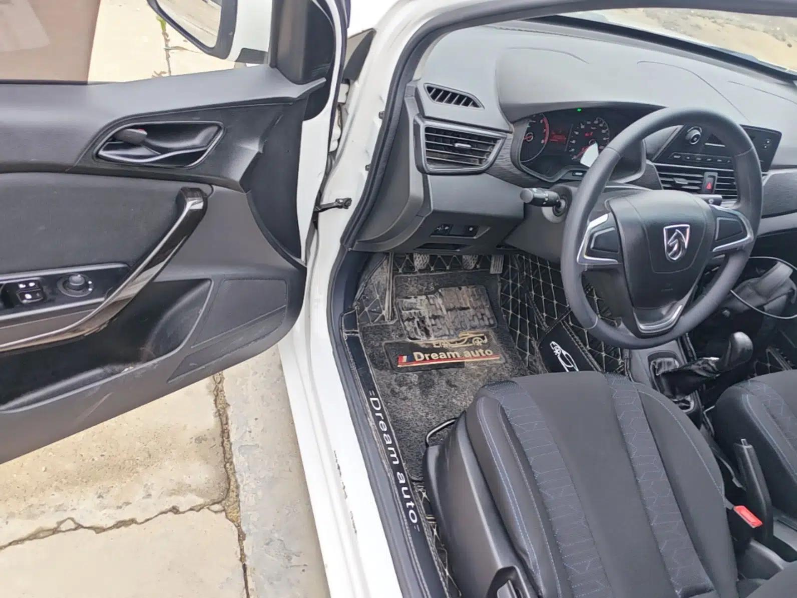 Baojun 310 2020 1.2L Manual Comfort Edition — миниатюра 18