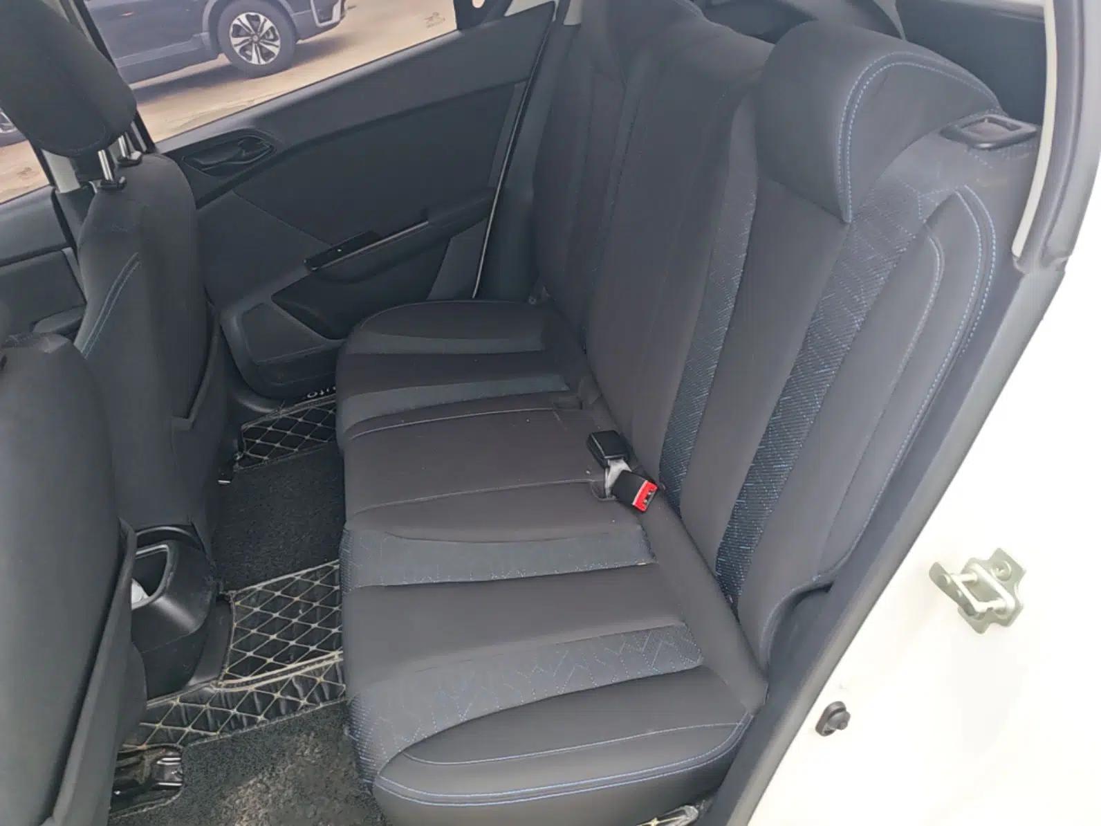 Baojun 310 2020 1.2L Manual Comfort Edition — миниатюра 20