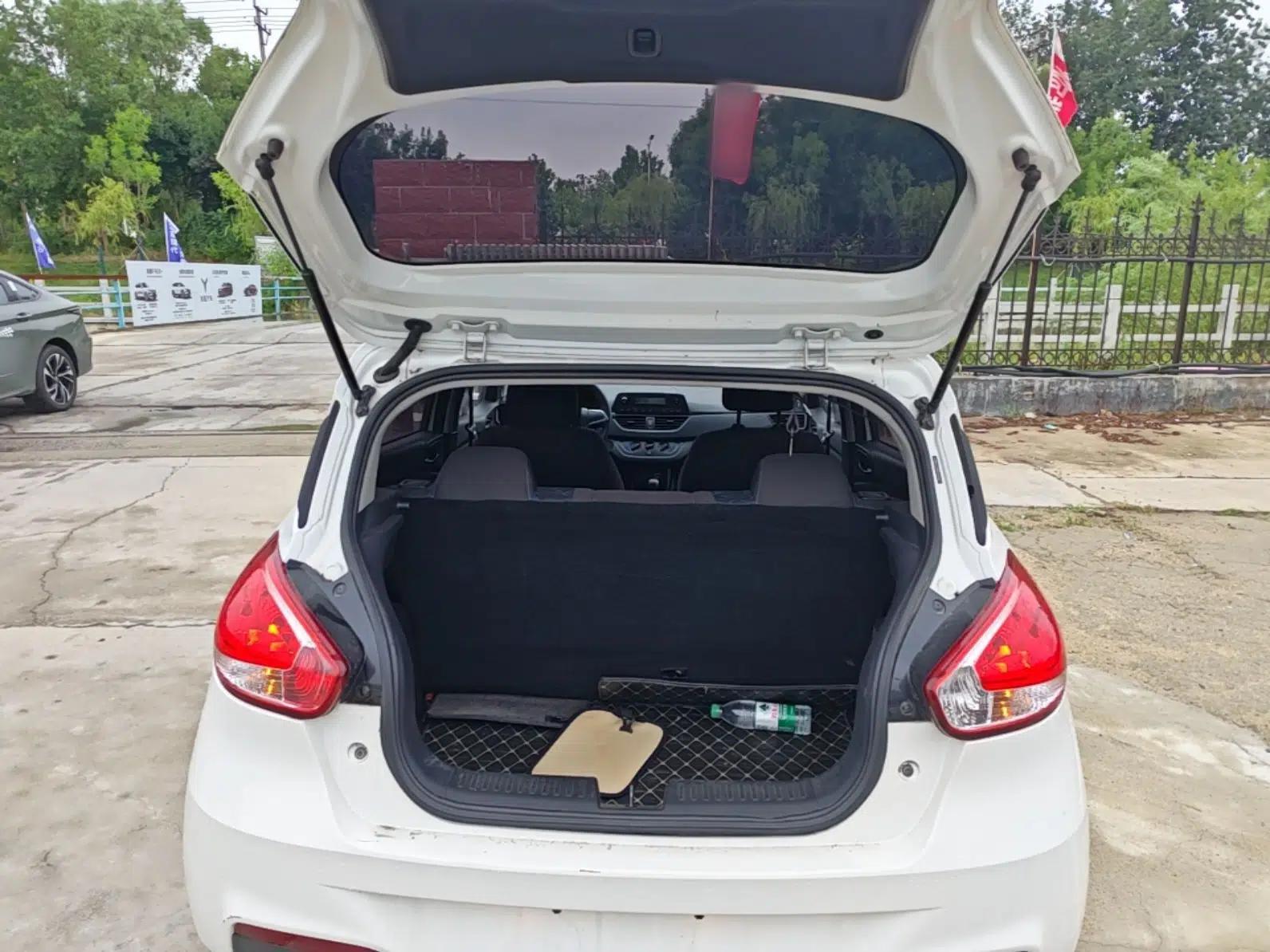 Baojun 310 2020 1.2L Manual Comfort Edition — миниатюра 22