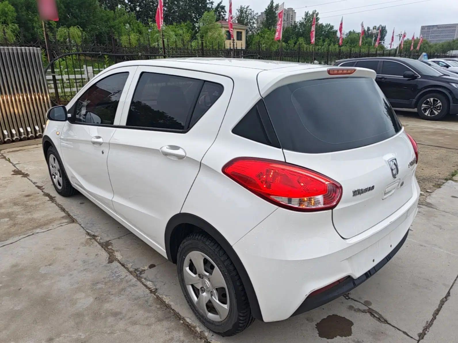 Baojun 310 2020 1.2L Manual Comfort Edition — миниатюра 4