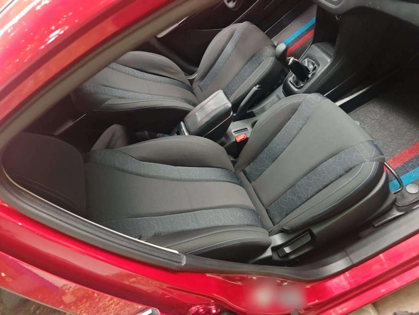 Baojun 310 2016 1.2L manual Comfort trim level — миниатюра 19