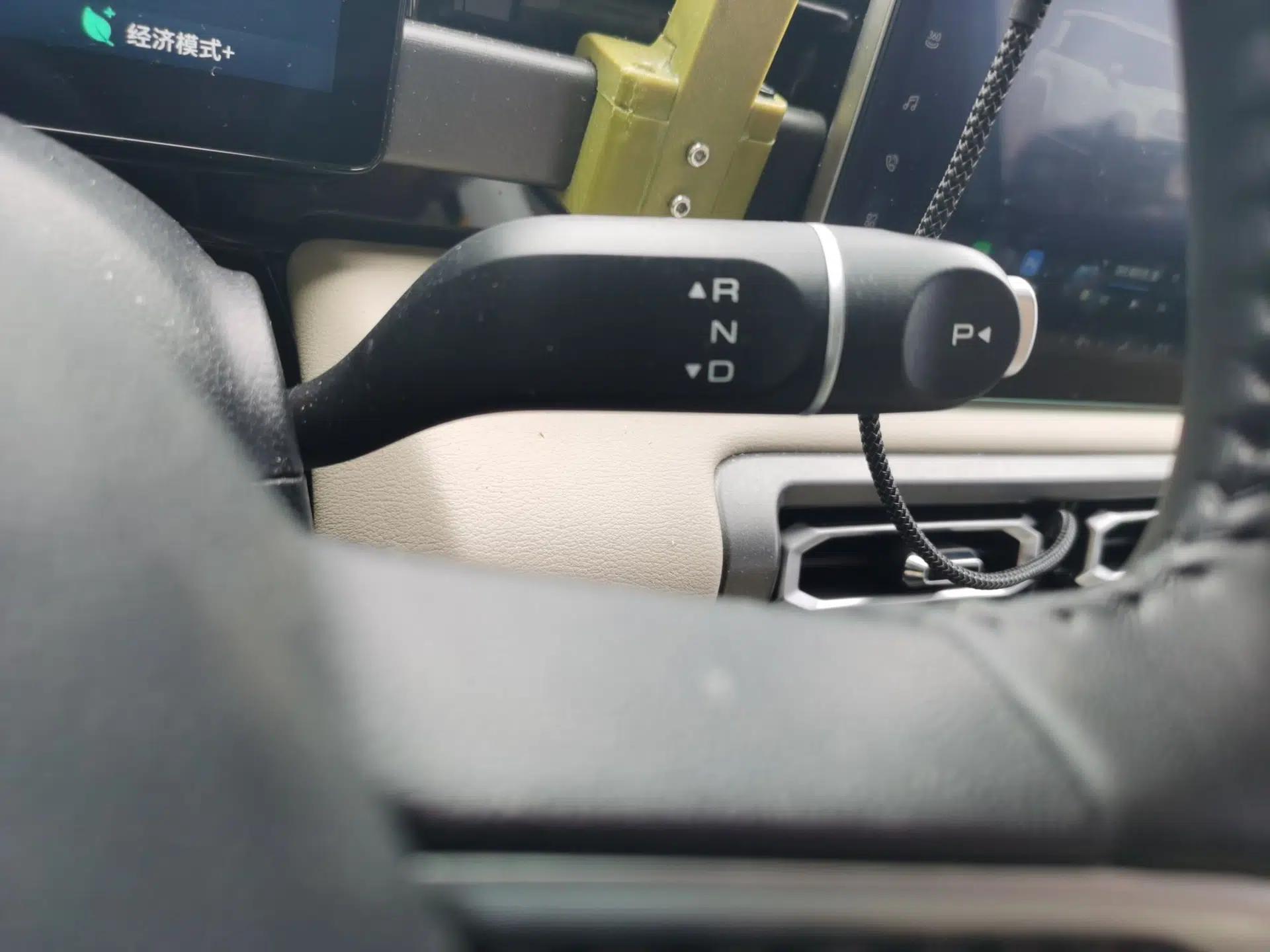 Baojun Spark EUV 2024 Prestige Edition 4 Seats — миниатюра 14
