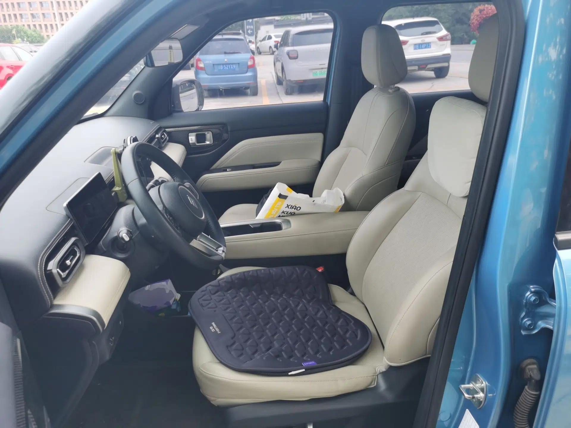 Baojun Spark EUV 2024 Prestige Edition 4 Seats — миниатюра 15