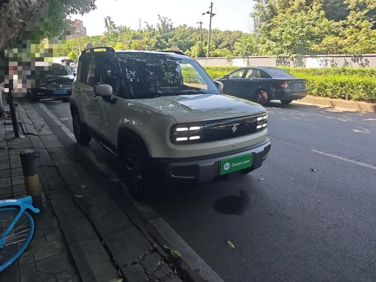 Baojun Spark EUV 2026 Model 501km Flagship Edition — миниатюра 3