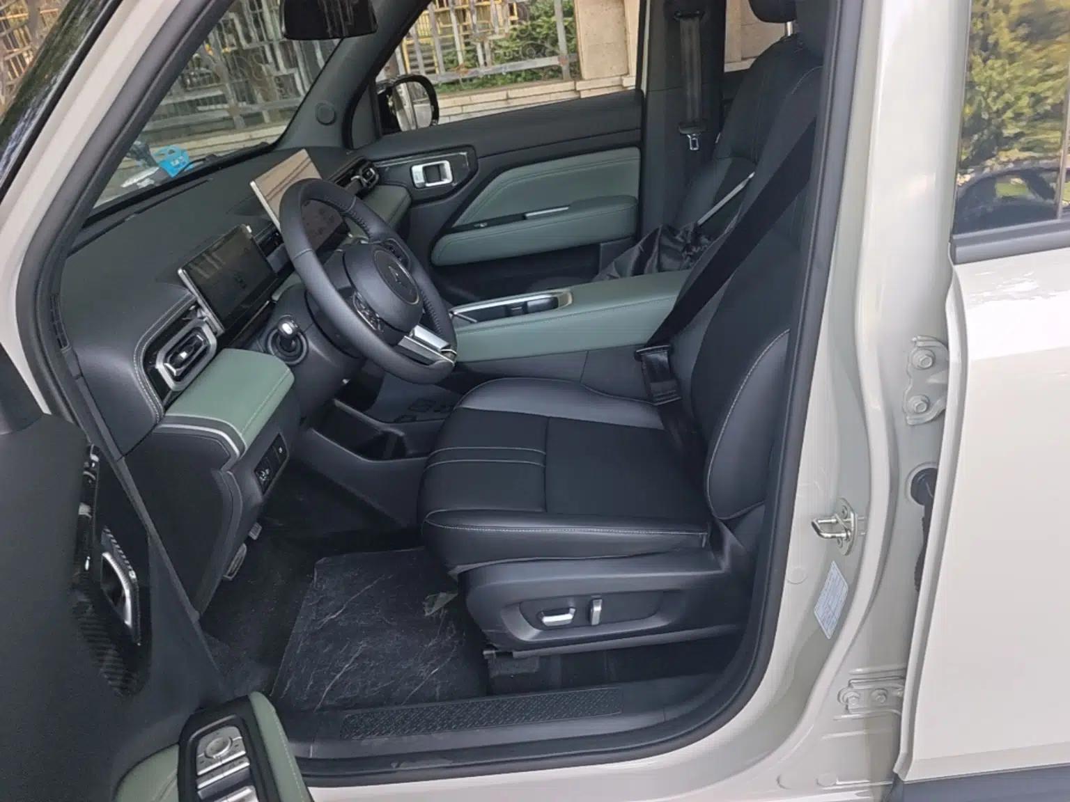 Baojun Spark EUV 2026 Model 501km Flagship Edition — миниатюра 22