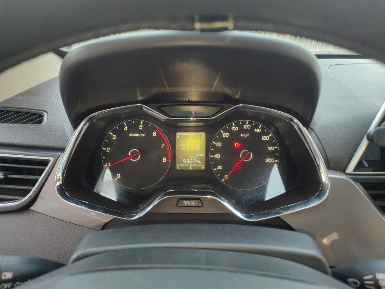 Baojun 310W 2017 1.5L Manual Fashion Model China V — миниатюра 11