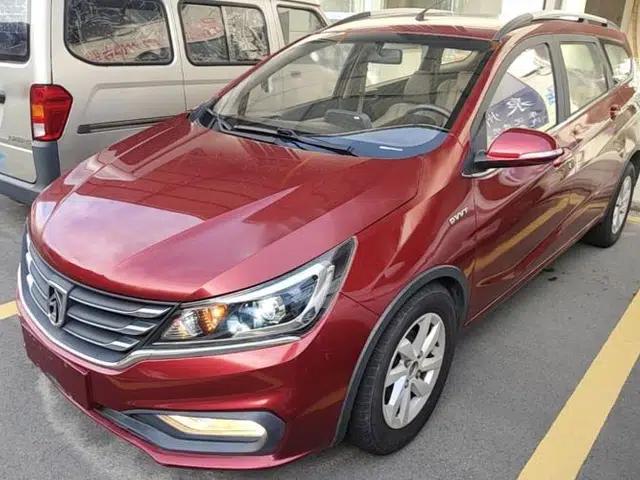 Baojun 310W 2017 1.5L Manual Fashion Model China V