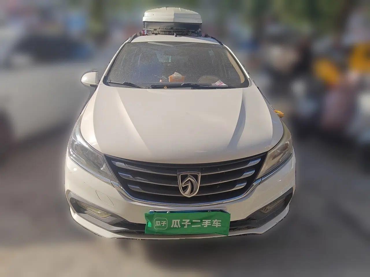 Baojun 310W 2017 1.5L Manual Comfort Version China V — миниатюра 2