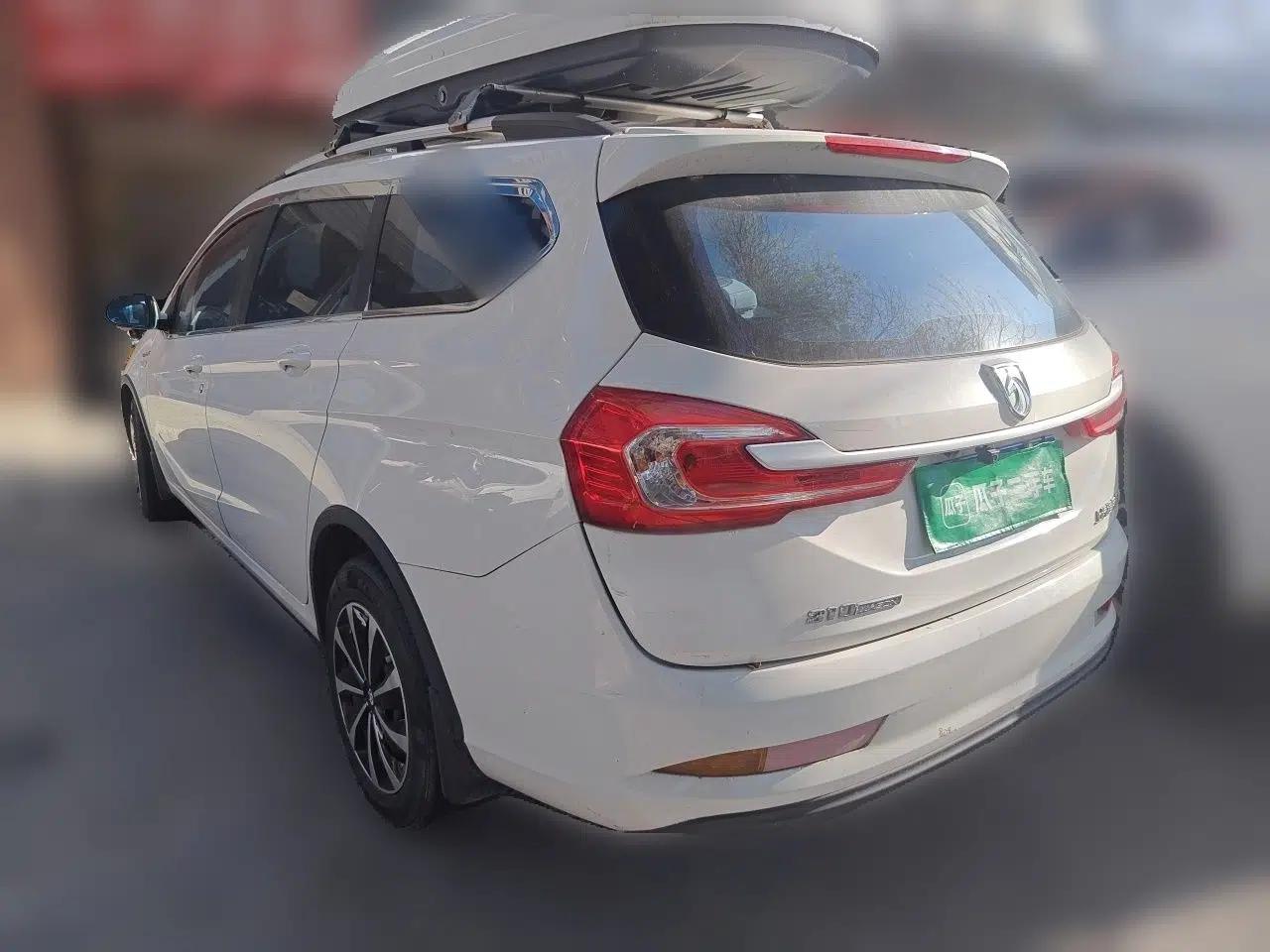 Baojun 310W 2017 1.5L Manual Comfort Version China V — миниатюра 4