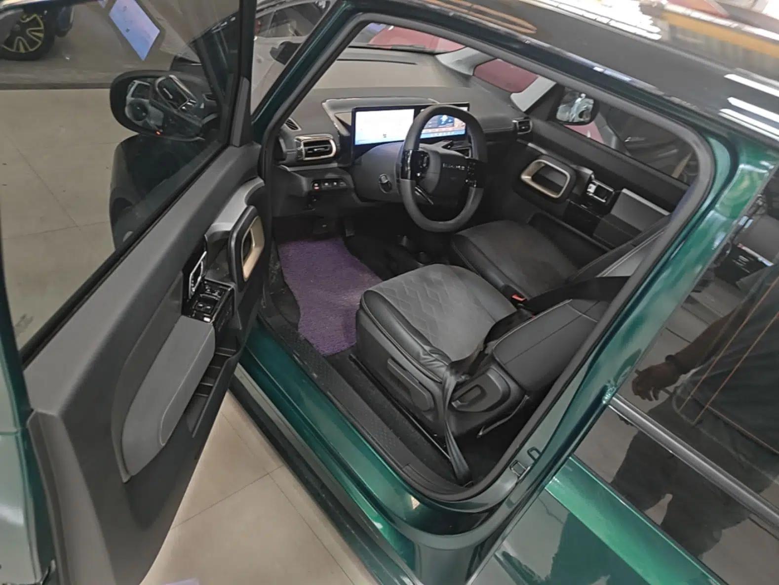Baojun KiWi EV 2023 DJI Edition Lithium Iron Phosphate — миниатюра 18