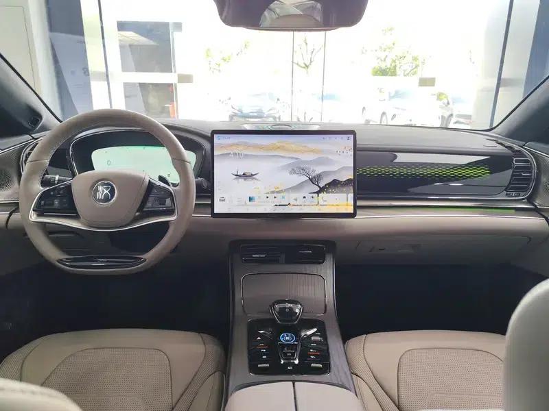 Han EV 2024 Glory Edition 610KM Sky Eye 4WD Intelligent Driving Model — миниатюра 10