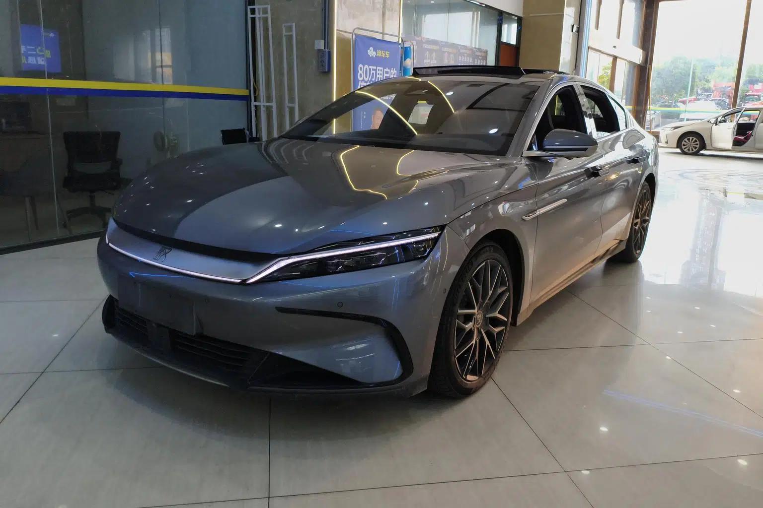 Han EV 2022 Genesis Edition 610KM 4WD Premium — миниатюра 1