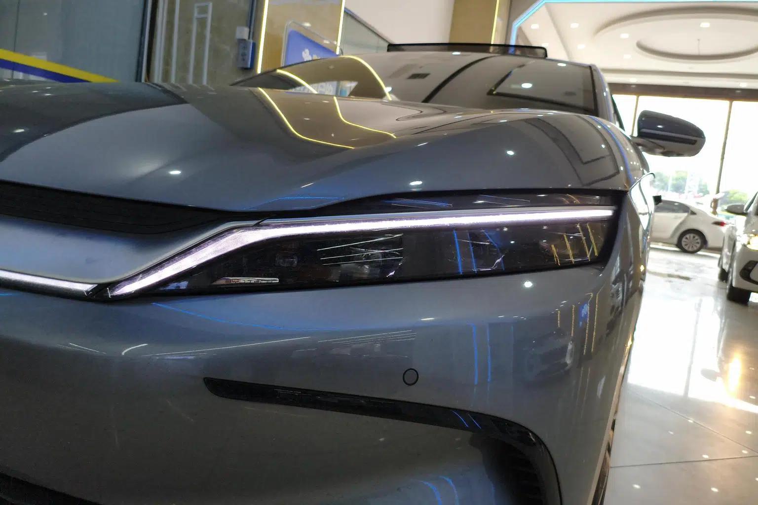 Han EV 2022 Genesis Edition 610KM 4WD Premium — миниатюра 2