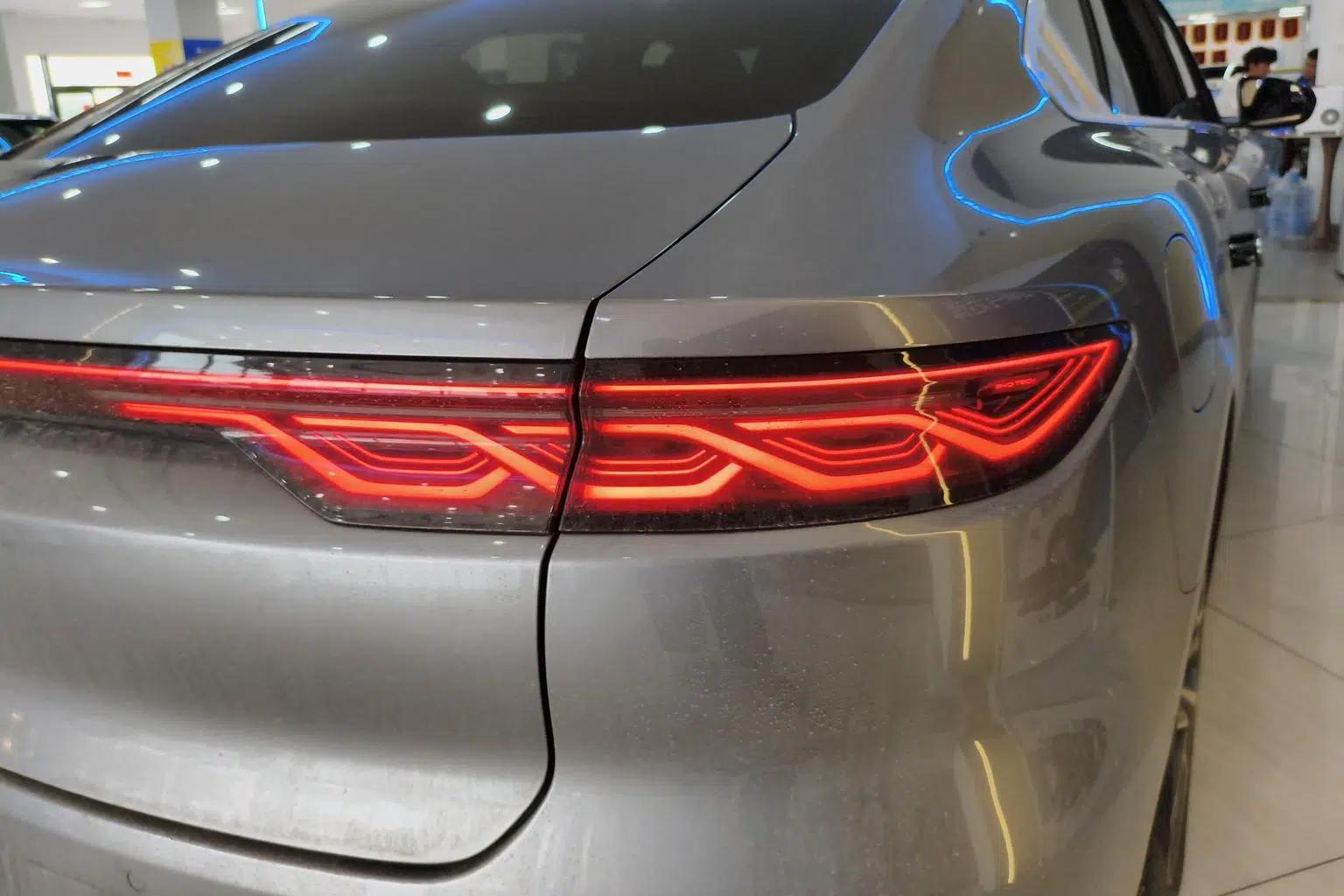 Han EV 2022 Genesis Edition 610KM 4WD Premium — миниатюра 8