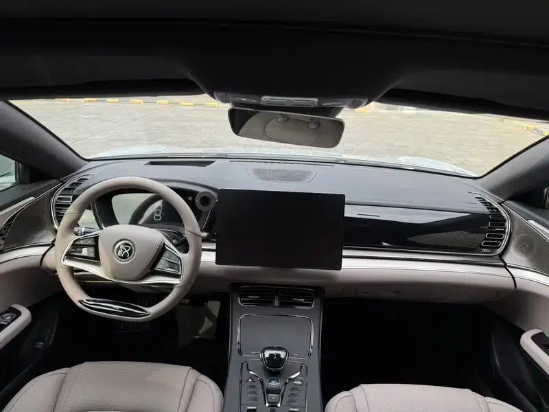 Han EV 2024 Glory Edition 605KM Premium — миниатюра 9