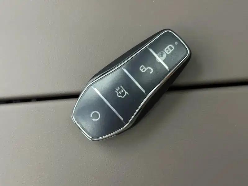 Han EV 2025 605KM Premium Edition — миниатюра 11