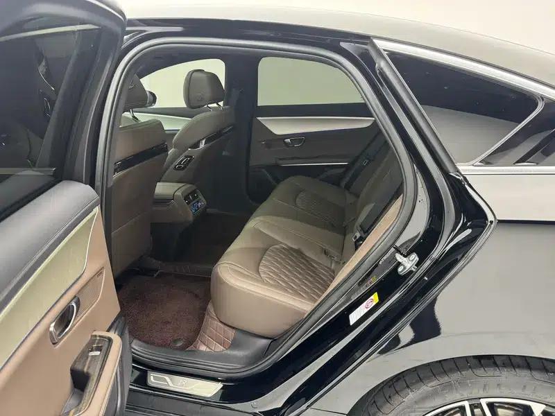 Han EV 2025 605KM Premium Edition — миниатюра 18