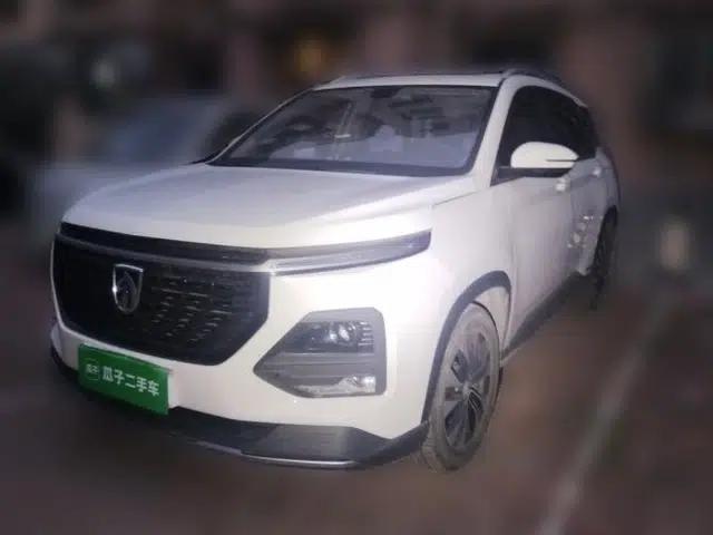 Baojun 530 2020 1.5T CVT Prestige Connected Version 7 Seats