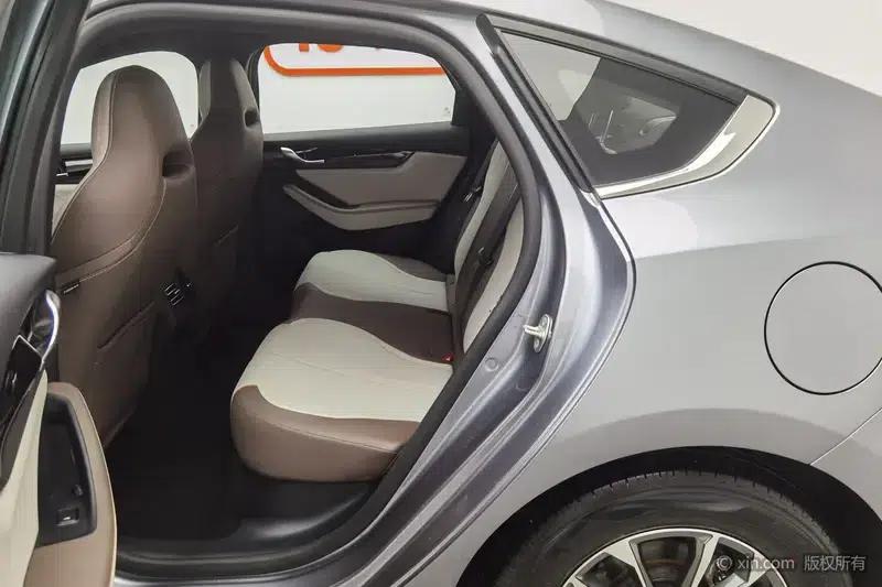 Qin PLUS DM 2023 DM-i Champion Edition 55KM Leading Model — миниатюра 20