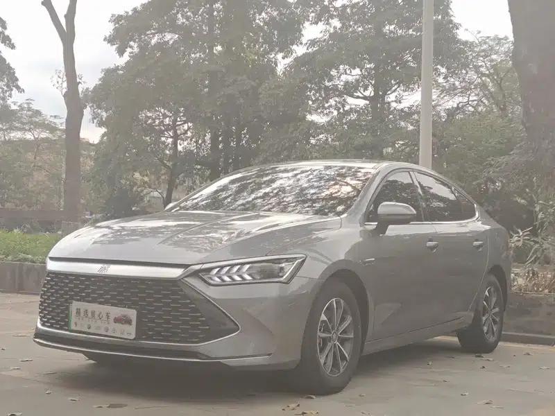 Qin PLUS DM 2024 Glory Edition DM-i 55KM Leading Model — миниатюра 1