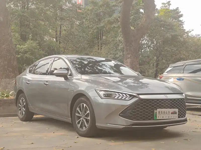 Qin PLUS DM 2024 Glory Edition DM-i 55KM Leading Model — миниатюра 3