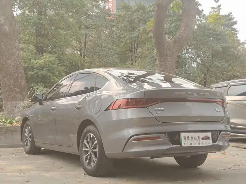 Qin PLUS DM 2024 Glory Edition DM-i 55KM Leading Model — миниатюра 4