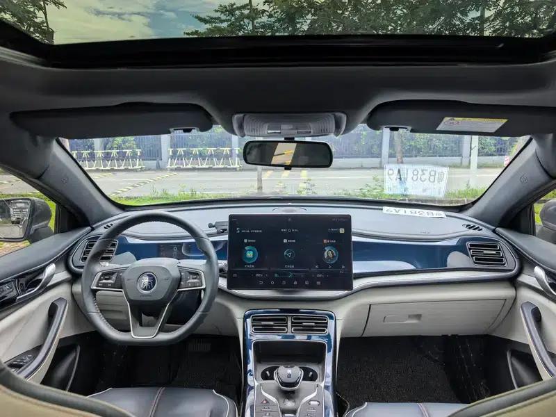 Qin PLUS DM 2021 DM-i 55KM Flagship Edition — миниатюра 8