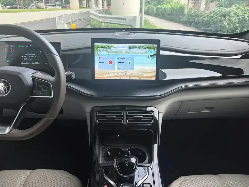 Qin PLUS DM 2025 Intelligent Driving Edition DM-i 55KM Leading Model — миниатюра 7
