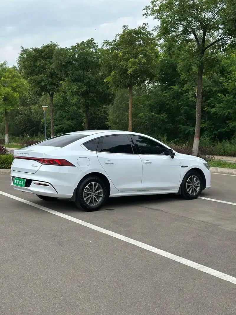 Qin PLUS DM 2024 Glory Edition DM-i 55KM Leading Model — миниатюра 6