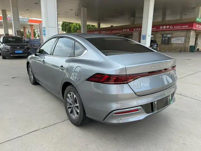 Qin PLUS DM 2024 Glory Edition DM-i 55KM Leading Model — миниатюра 4