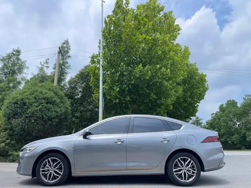 Qin PLUS DM 2021 DM-i 120KM Premium Edition — миниатюра 4
