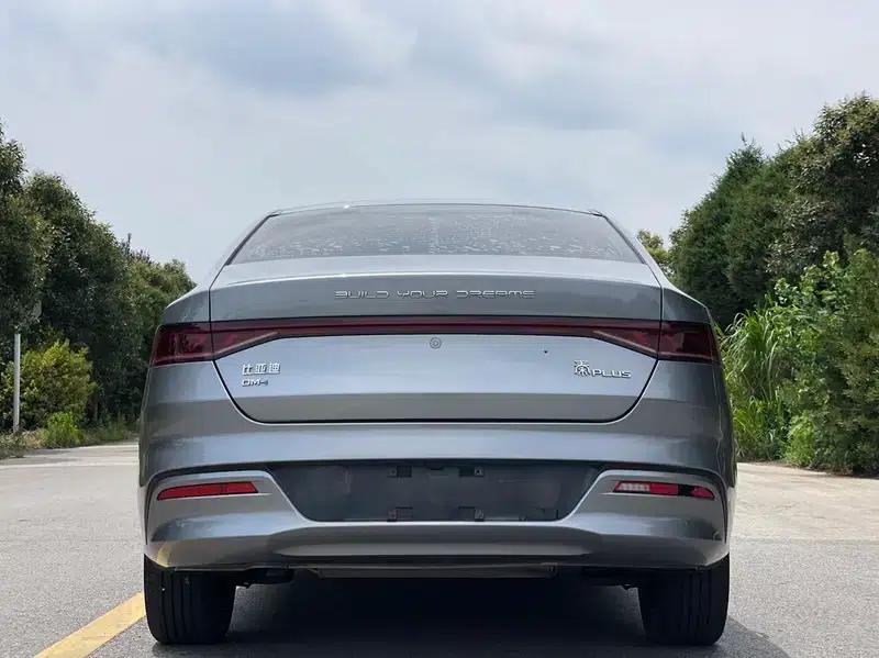 Qin PLUS DM 2021 DM-i 120KM Premium Edition — миниатюра 6